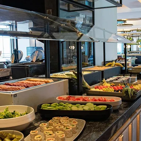 Capital Center - Mgallery Collection Otel 5*